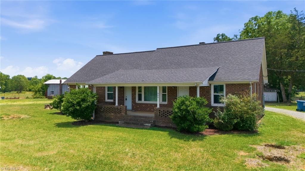 Stick/Site Built at 908 Boone Road, Burlington NC 27217, Burlington, photo 34 of 40