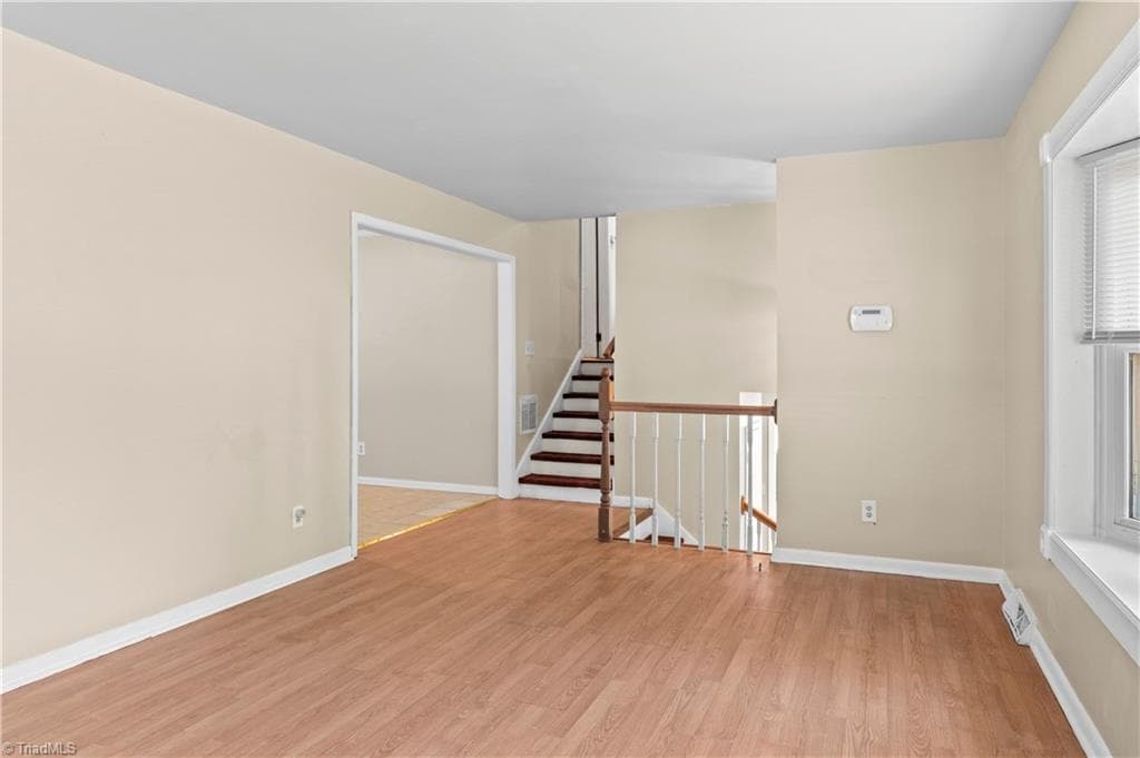 Stick/Site Built at 103 Flintfield Drive, Winston-Salem NC 27103, photo 7 of 29