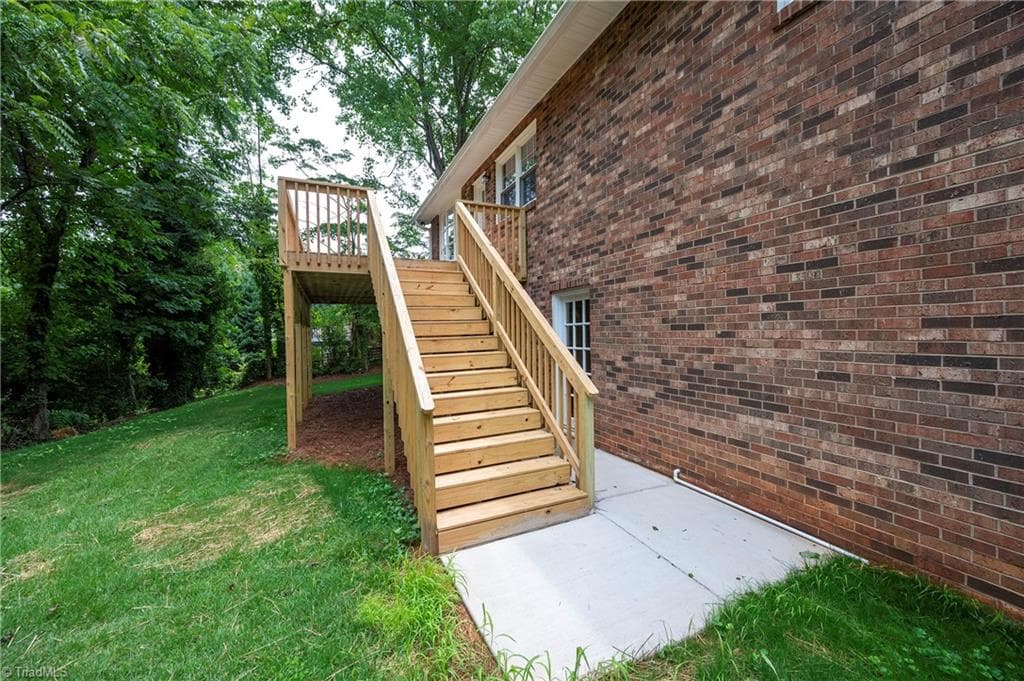 Stick/Site Built at 4385 Mashie Drive, Pfafftown NC 27040, photo 44 of 44