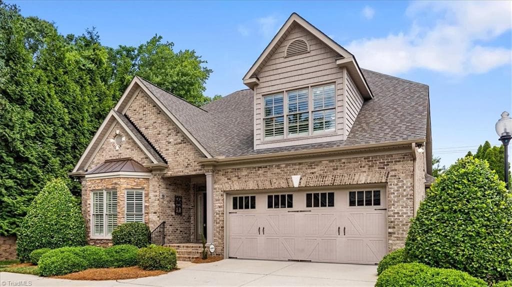 Stick/Site Built at 19 Blakeney Place, Greensboro NC 27408, photo 2 of 50