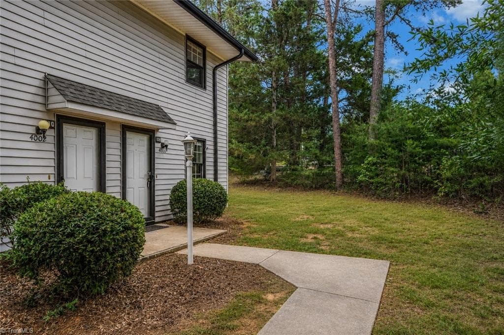 4000 S Bend Drive # 109, Winston-Salem NC 27107