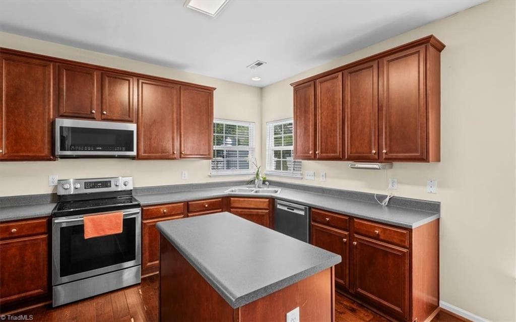 Stick/Site Built at 1905 Buckminster Drive, Whitsett NC 27377, photo 13 of 50