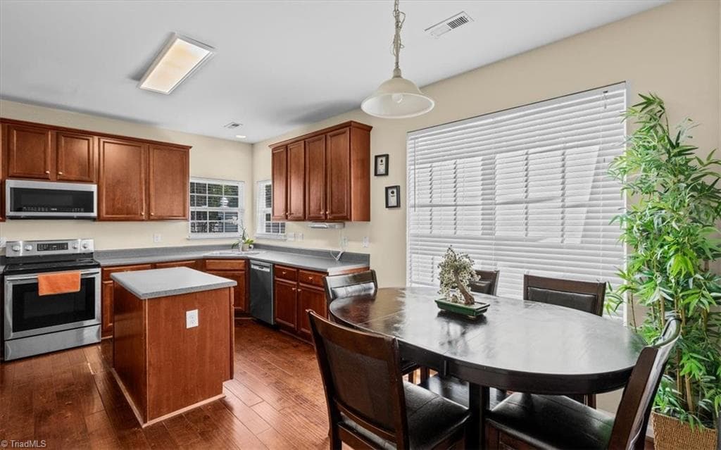 Stick/Site Built at 1905 Buckminster Drive, Whitsett NC 27377, photo 17 of 50