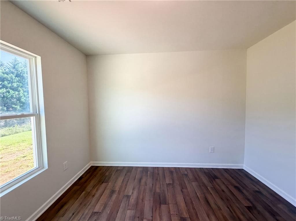 Stick/Site Built at 112 Dixieland Court, King NC 27021, photo 13 of 30