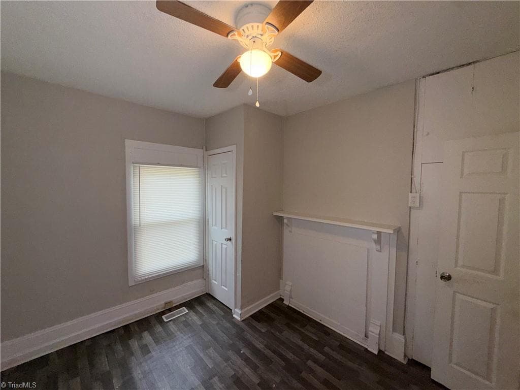 Stick/Site Built at 328 Ennis Street, High Point NC 27260, High Point, photo 31 of 50