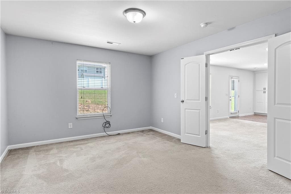 Stick/Site Built at 813 Leach Avenue, Thomasville NC 27360, photo 15 of 36