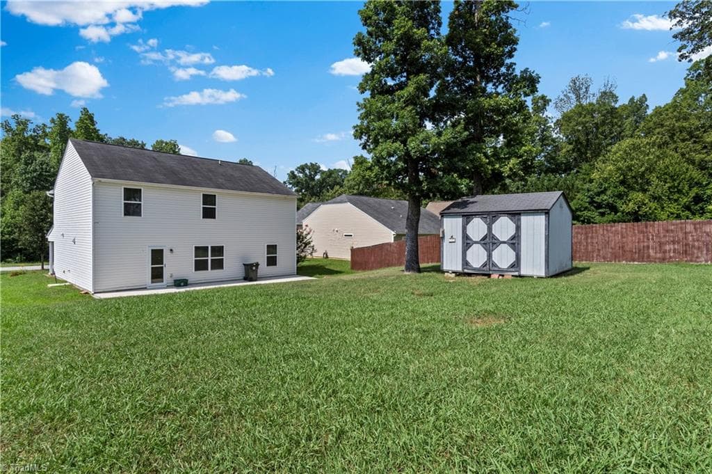 Stick/Site Built at 813 Leach Avenue, Thomasville NC 27360, photo 35 of 36