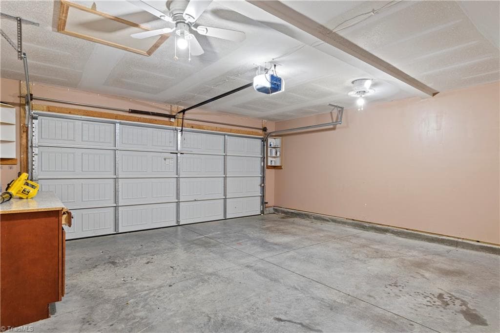Stick/Site Built at 813 Leach Avenue, Thomasville NC 27360, photo 31 of 36