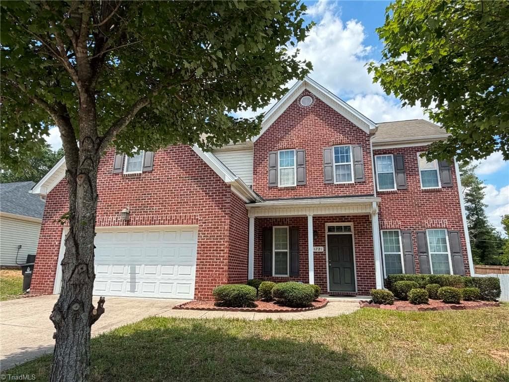 1721 Timber Cove Court, Winston-Salem NC 27127