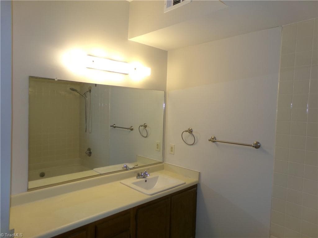 Stick/Site Built at 352 Meadows Circle, Winston-Salem NC 27104, Winston-Salem, photo 15 of 18