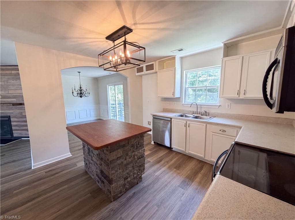 Stick/Site Built at 207 Calla Lilly Lane, Kernersville NC 27284, photo 4 of 22