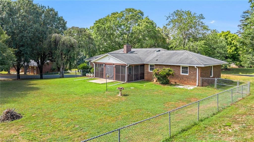 Stick/Site Built at 208 Raven Green Street, Wilkesboro NC 28697, Wilkesboro, photo 11 of 98