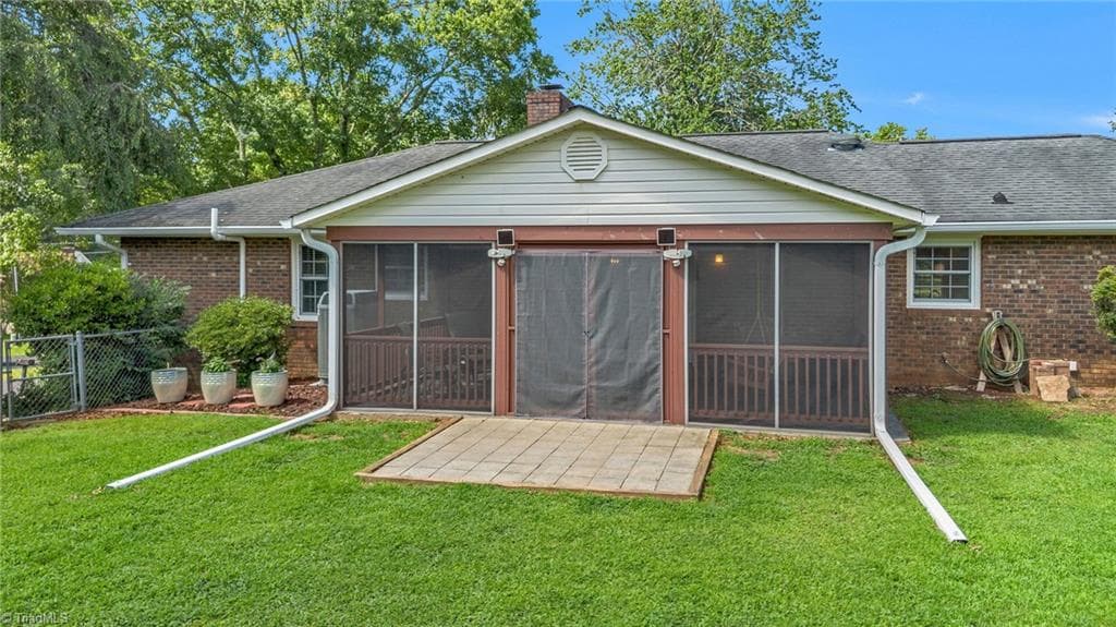Stick/Site Built at 208 Raven Green Street, Wilkesboro NC 28697, Wilkesboro, photo 9 of 98