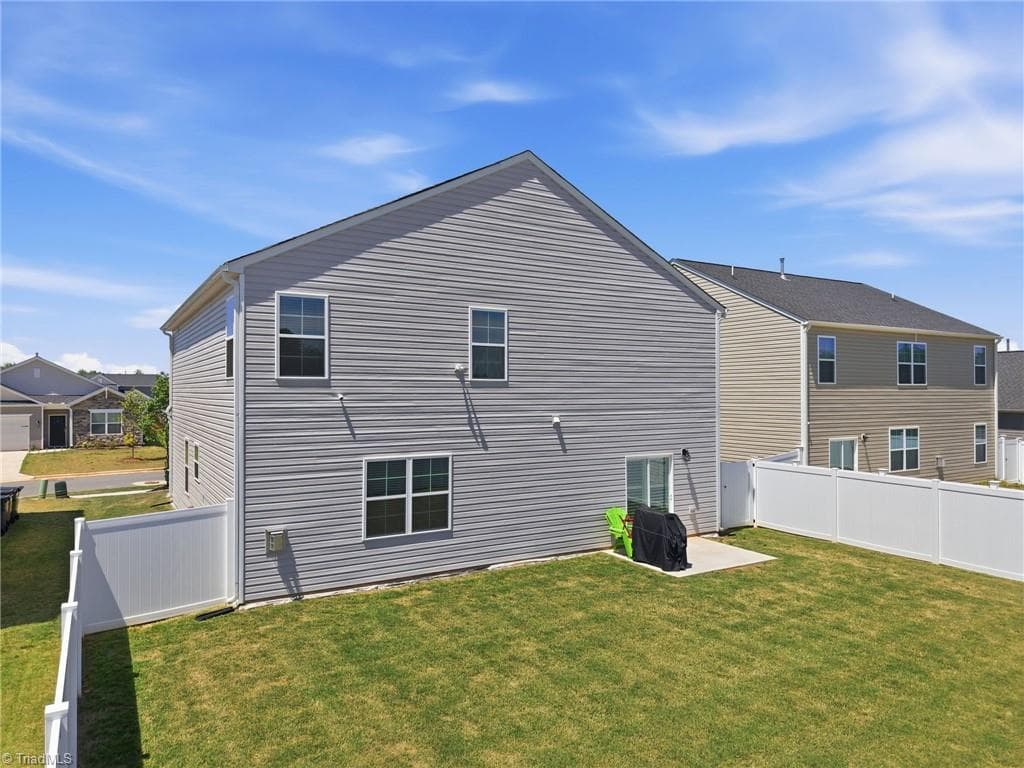 Stick/Site Built at 3218 Highlander Point, Greensboro NC 27405, photo 35 of 50
