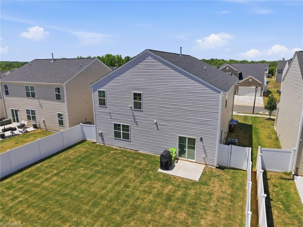 Stick/Site Built at 3218 Highlander Point, Greensboro NC 27405, photo 39 of 50
