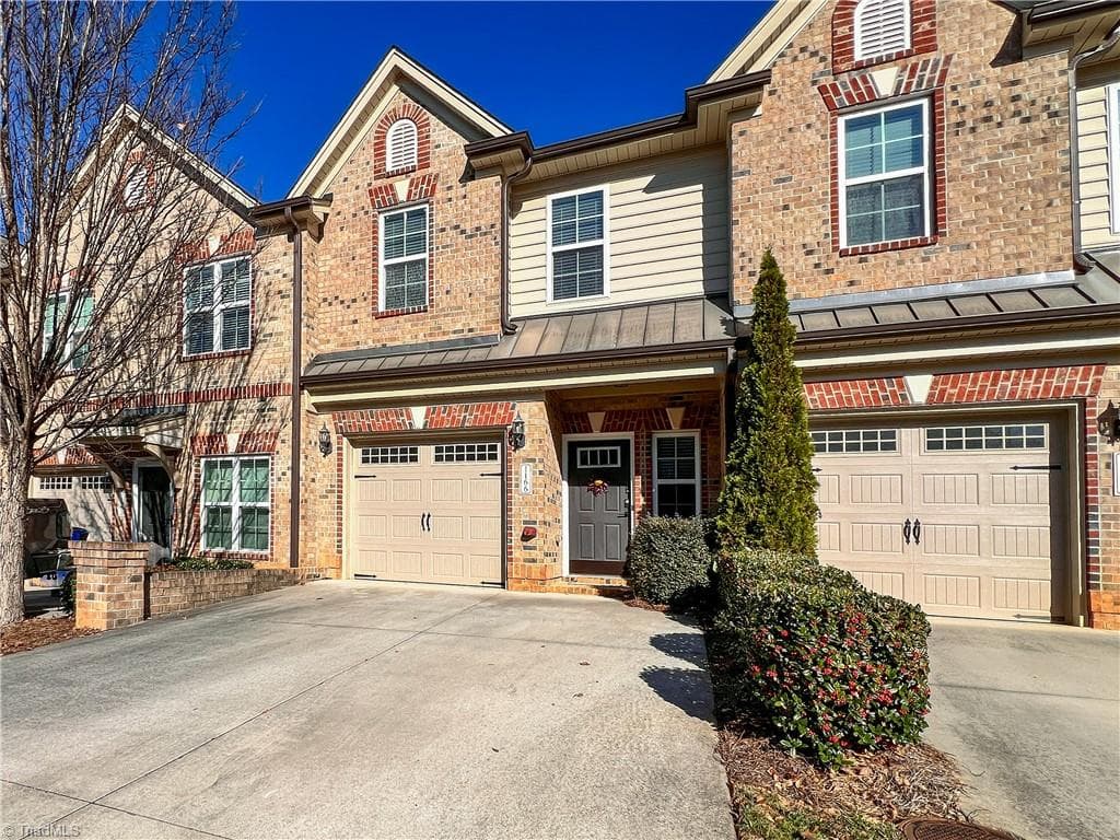 Stick/Site Built at 1166 Augustine Heights Drive, Winston-Salem NC 27103, Winston-Salem, photo 4 of 30