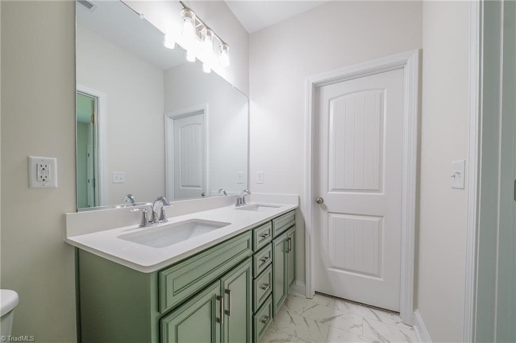 Stick/Site Built at 1318 Dandridge Drive, Kernersville NC 27284, photo 17 of 33