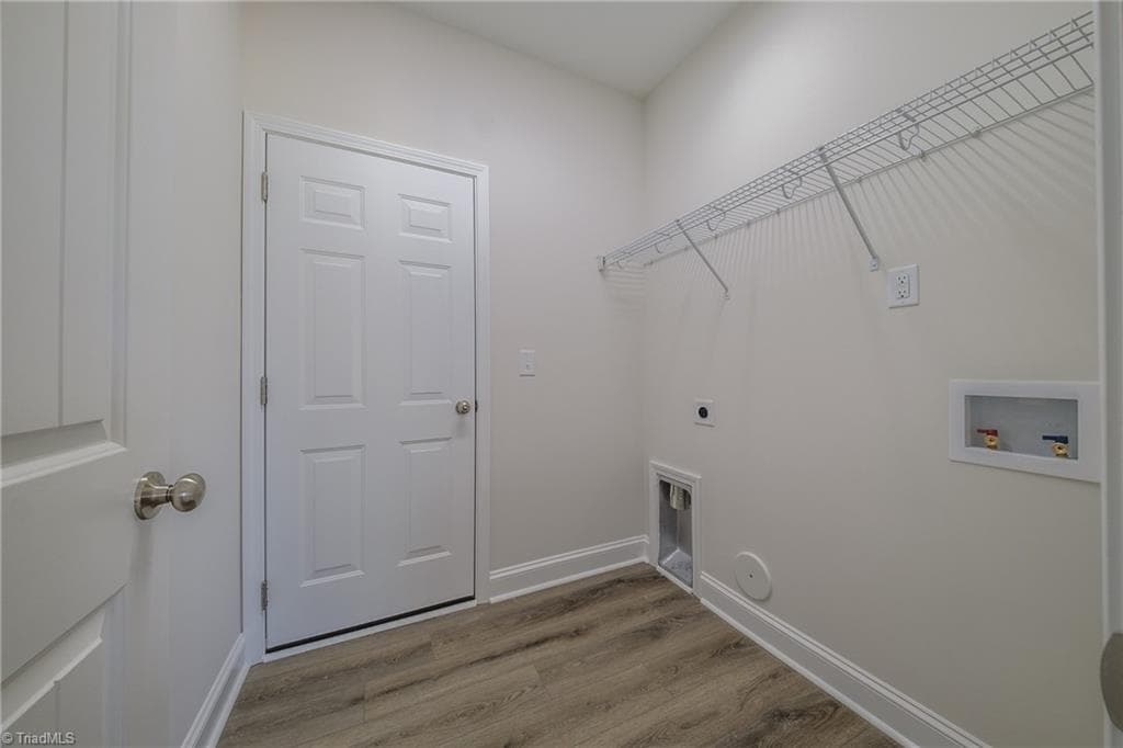 Stick/Site Built at 1318 Dandridge Drive, Kernersville NC 27284, photo 12 of 33