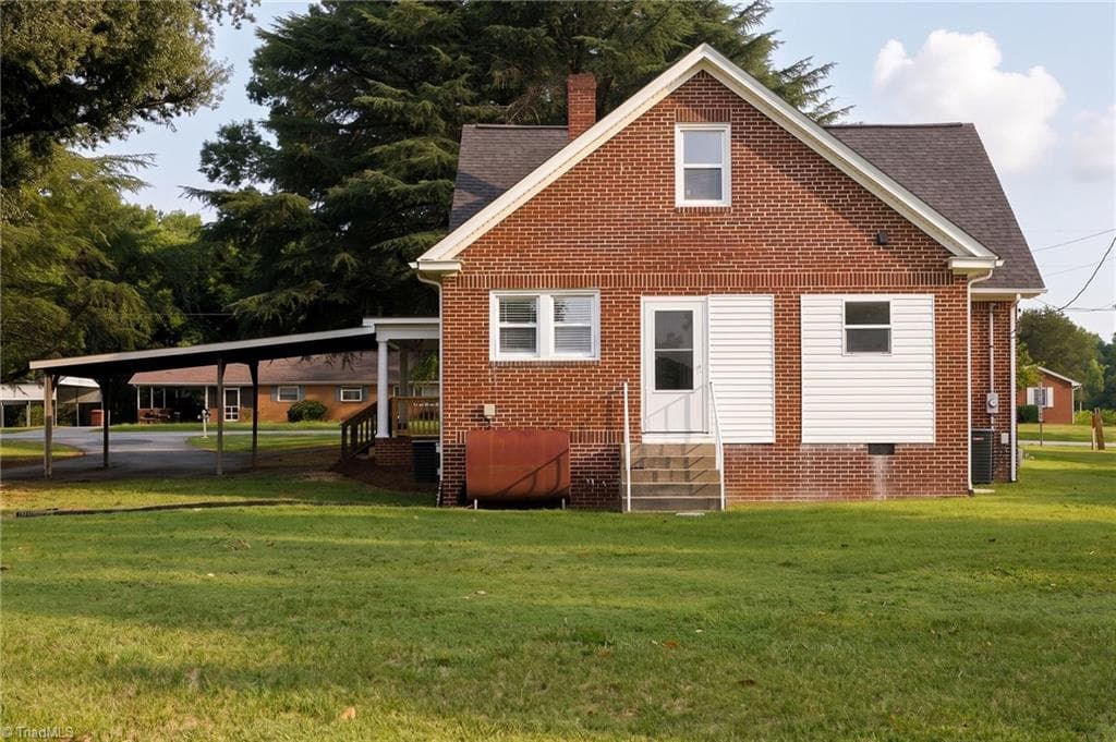 Stick/Site Built at 500 Midway School Road, Lexington NC 27295, Lexington, photo 28 of 36