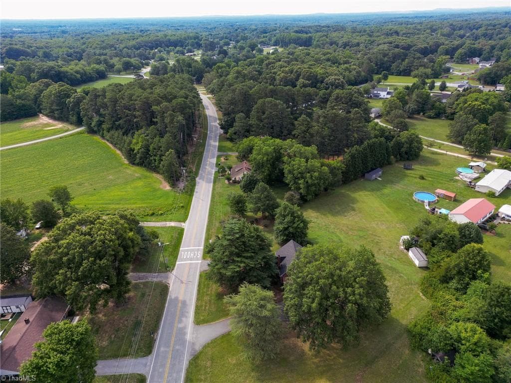 Stick/Site Built at 500 Midway School Road, Lexington NC 27295, Lexington, photo 33 of 36