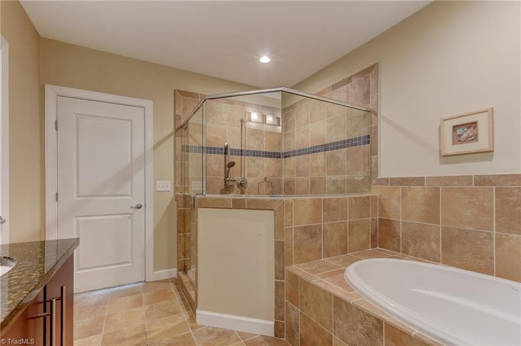 Stick/Site Built at 201 N Elm Street # 705, Greensboro NC 27401, photo 16 of 28