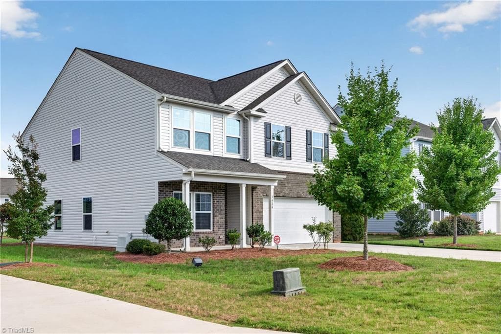 Stick/Site Built at 3424 Vickrey Woods Place, High Point NC 27260, photo 43 of 44