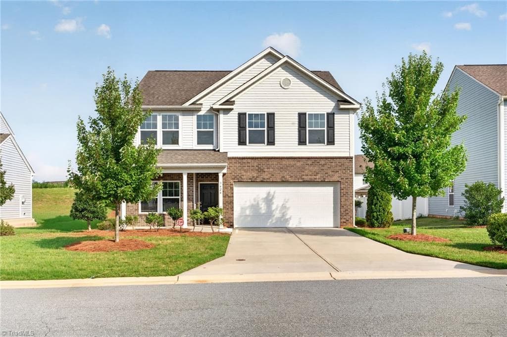 3424 Vickrey Woods Place, High Point NC 27260