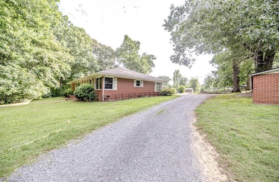 Stick/Site Built at 284 Back Creek Road, Asheboro NC 27205, photo 2 of 36