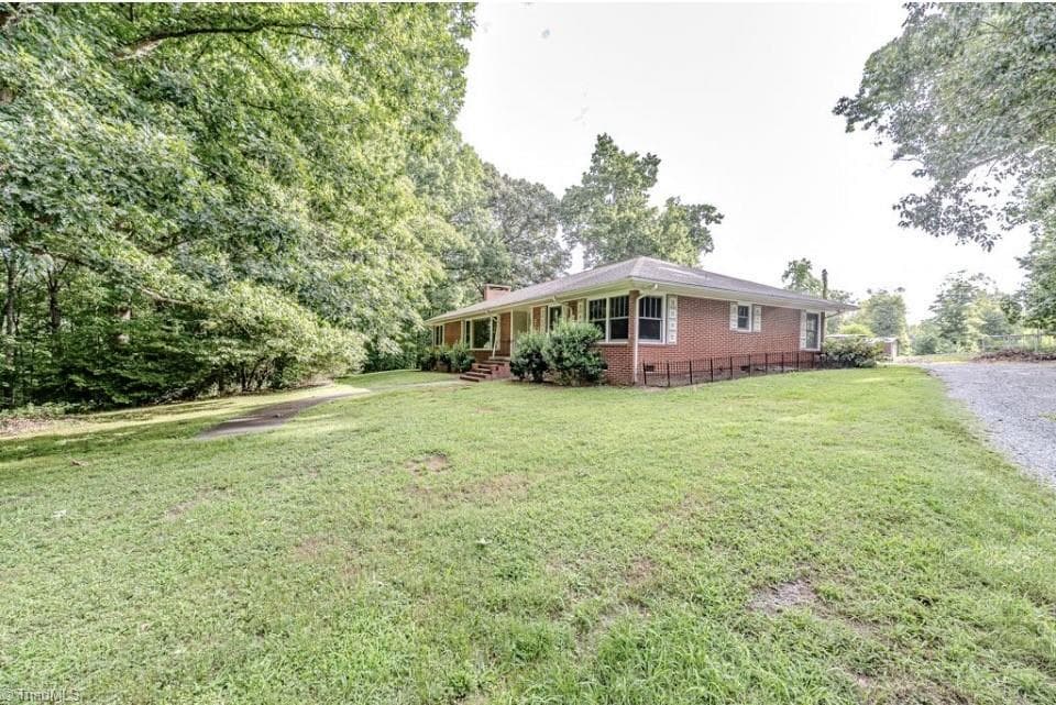 Stick/Site Built at 284 Back Creek Road, Asheboro NC 27205, photo 3 of 36
