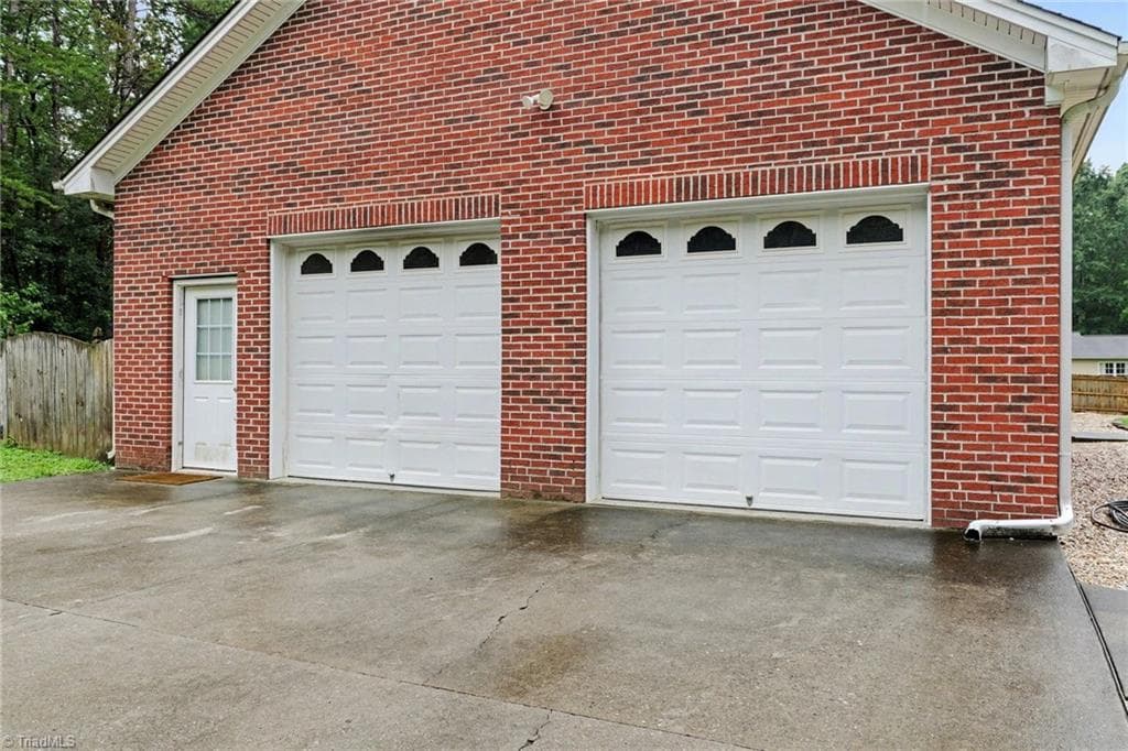 Stick/Site Built at 373 Bradley Tysinger Road, Lexington NC 27295, Lexington, photo 5 of 30