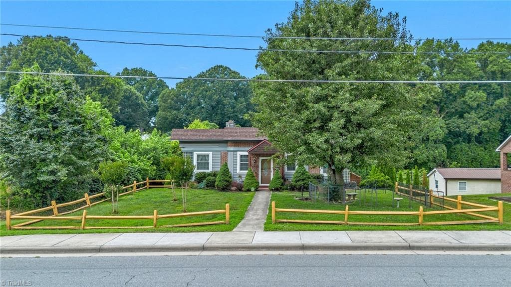 Stick/Site Built at 211 N Bridge Street, Jonesville NC 28642, Jonesville, photo 6 of 48