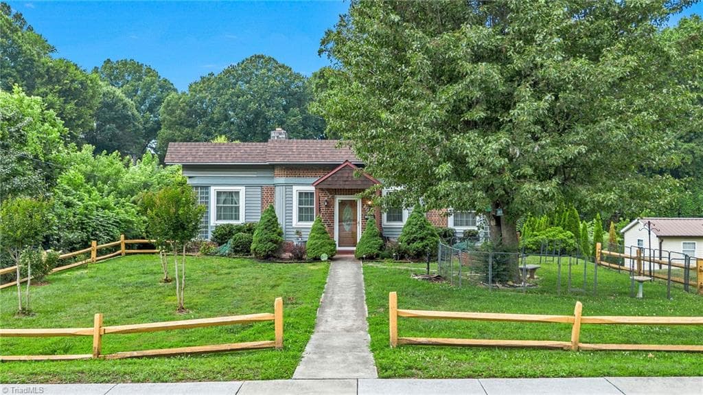 Stick/Site Built at 211 N Bridge Street, Jonesville NC 28642, Jonesville, photo 3 of 48