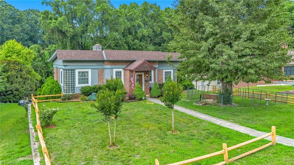 211 N Bridge Street, Jonesville NC 28642