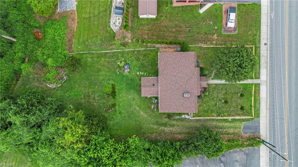 Stick/Site Built at 211 N Bridge Street, Jonesville NC 28642, Jonesville, photo 9 of 48