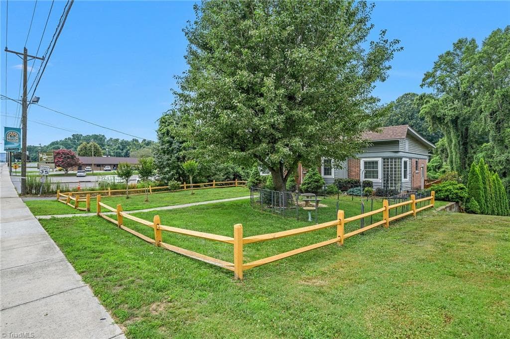 Stick/Site Built at 211 N Bridge Street, Jonesville NC 28642, Jonesville, photo 15 of 48