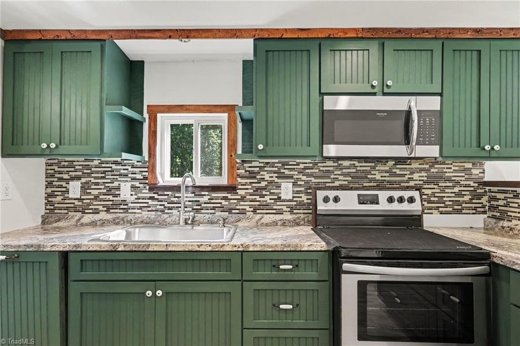 Manufactured Home at 8233 NC Highway 119 S, Mebane NC 27302, Mebane, photo 13 of 39