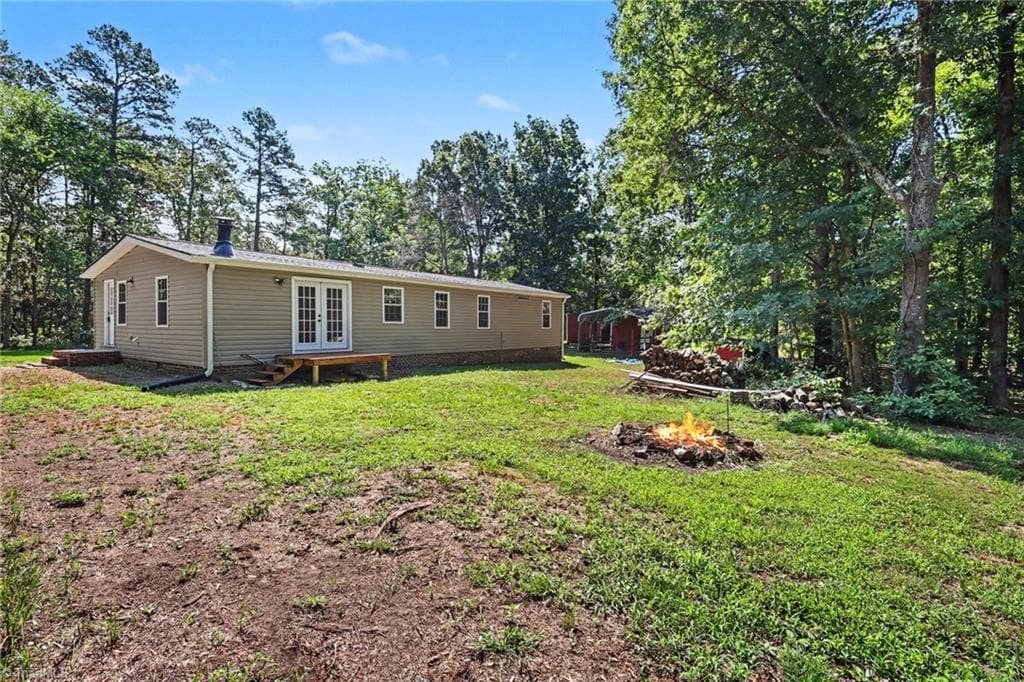 Manufactured Home at 8233 NC Highway 119 S, Mebane NC 27302, Mebane, photo 32 of 39