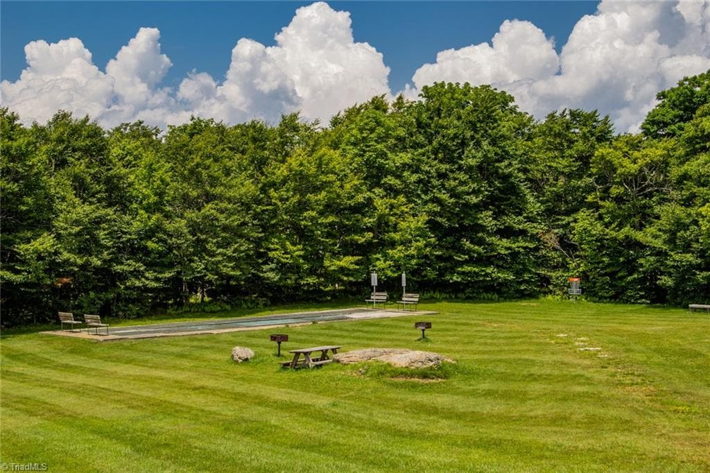 Stick/Site Built at 301 Pinnacle Inn Road # 1110, Beech Mountain NC 28604, Beech Mountain, photo 43 of 50