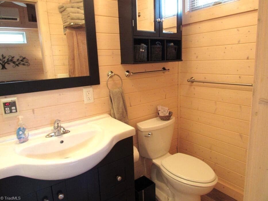 Resort at 2524 Edmonds Road # 62, Galax VA 24333, Galax, photo 6 of 17