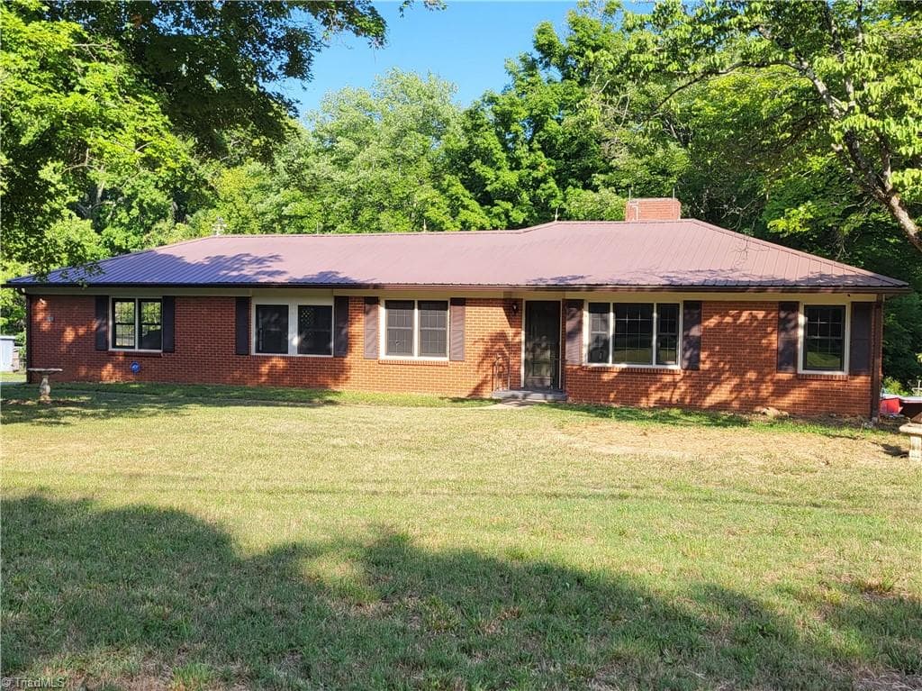 Stick/Site Built at 2678 Allred Road, Lexington NC 27292, photo 5 of 25