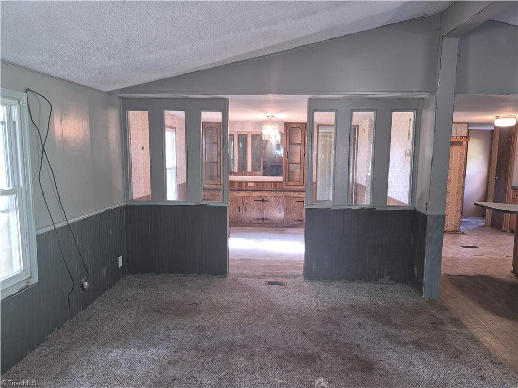 Manufactured Home at 467 Huffines Mill Road, Reidsville NC 27320, Reidsville, photo 11 of 42