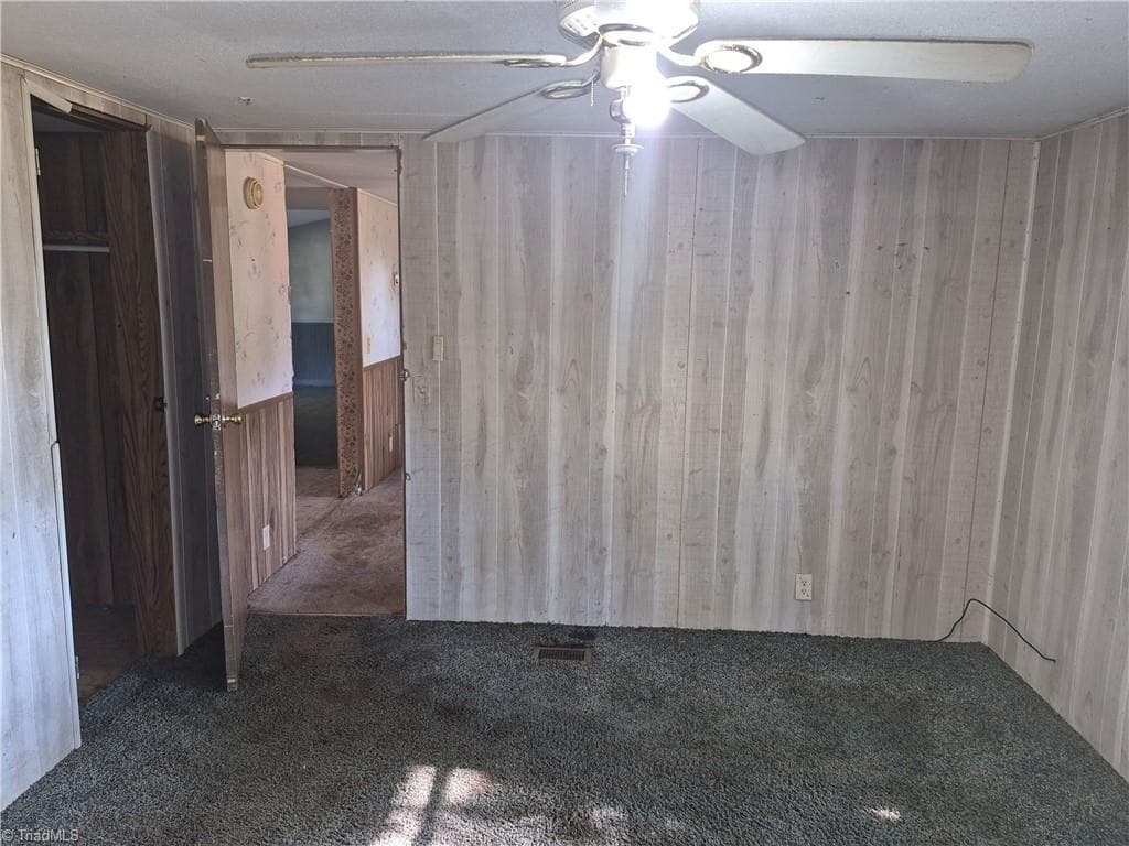 Manufactured Home at 467 Huffines Mill Road, Reidsville NC 27320, Reidsville, photo 27 of 42