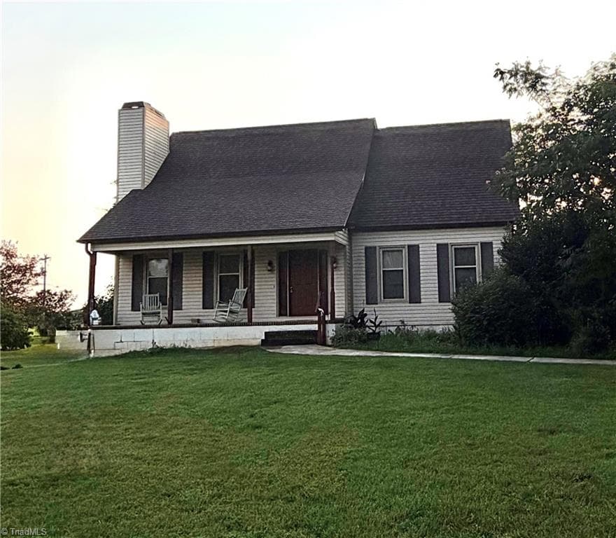 123 Valley Oaks Drive, Advance NC 27006