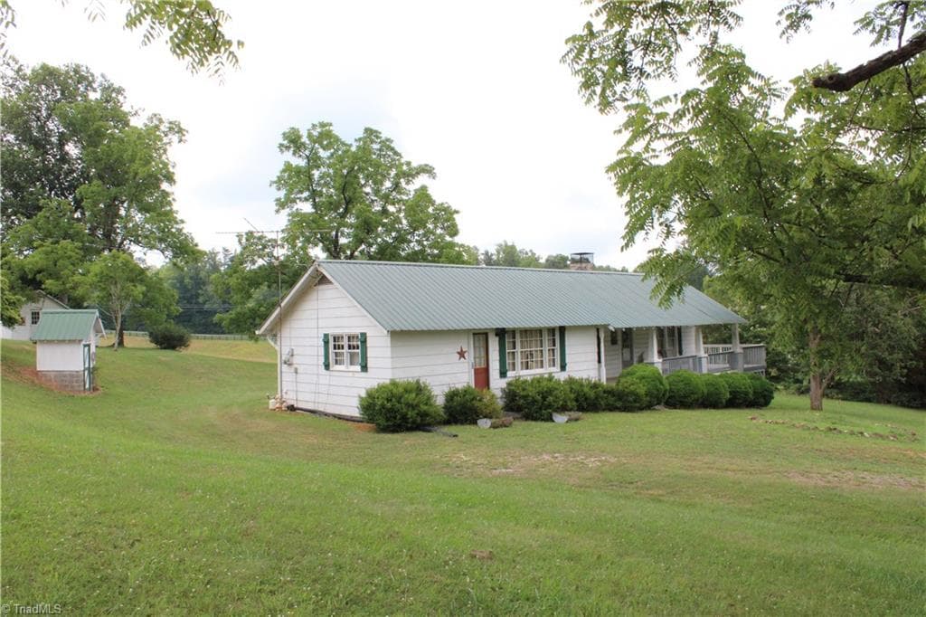 Stick/Site Built at 2541 Collinstown Road, Westfield NC 27053, photo 29 of 50