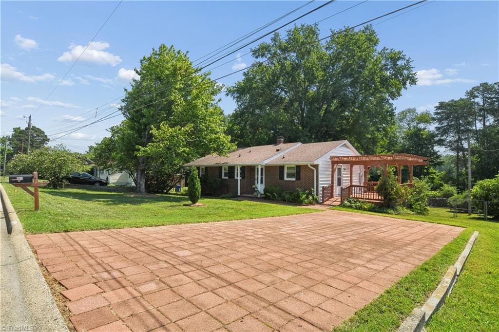 Stick/Site Built at 1011 Duggins Street, Kernersville NC 27284, Kernersville, photo 5 of 50