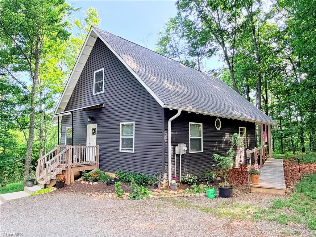 Stick/Site Built at 74 Forest Lane, Ennice NC 28623, photo 2 of 29
