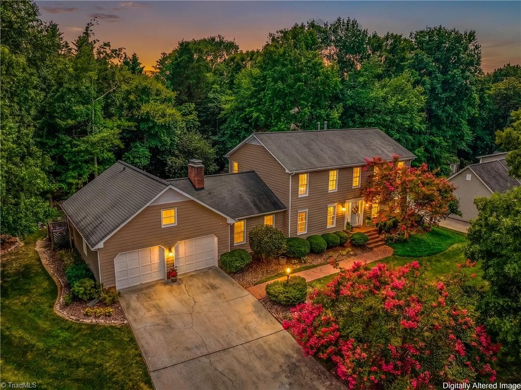 Stick/Site Built at 1203 Brookfield Court, High Point NC 27262, photo 2 of 50