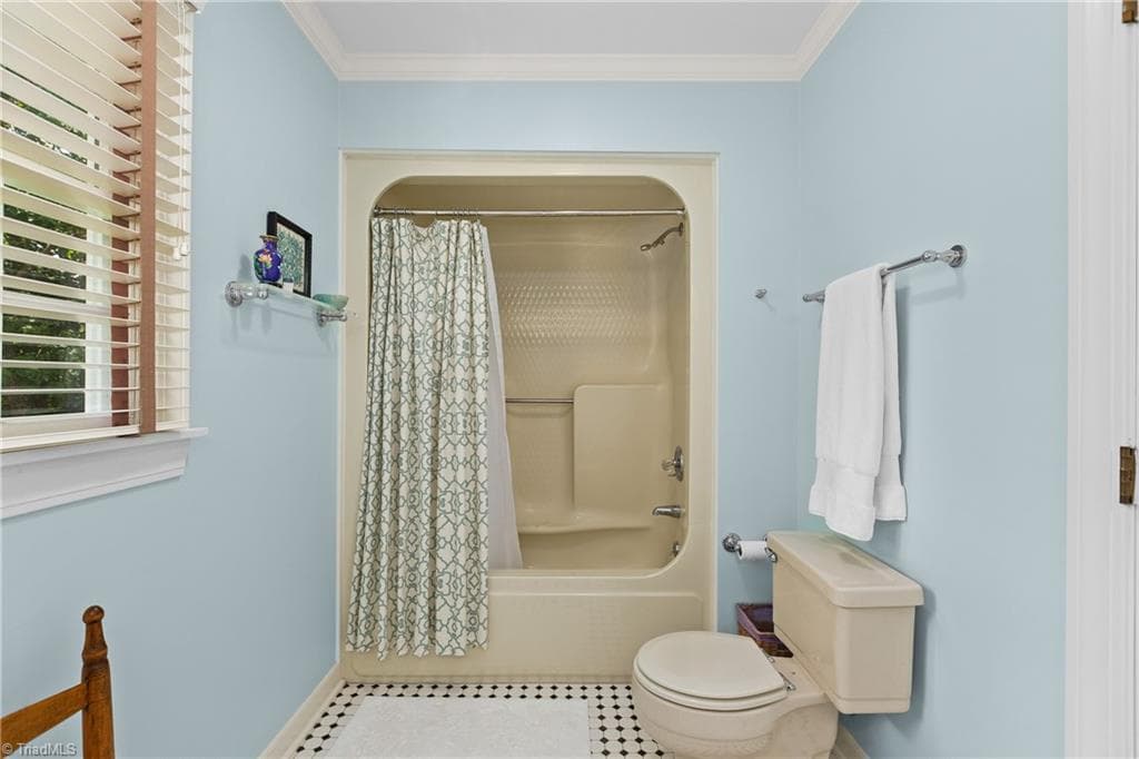 Stick/Site Built at 1203 Brookfield Court, High Point NC 27262, photo 29 of 50