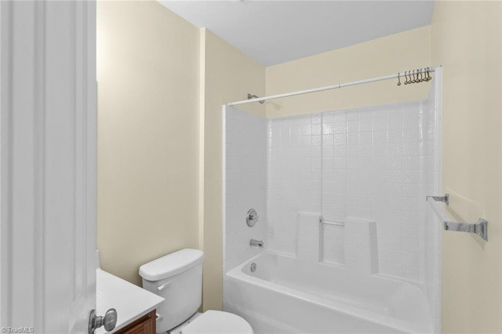 Stick/Site Built at 3813 Tarrant Trace Circle, High Point NC 27265, photo 23 of 27