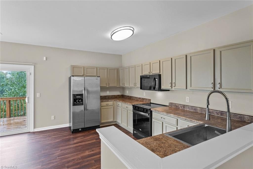 Stick/Site Built at 3813 Tarrant Trace Circle, High Point NC 27265, photo 19 of 27